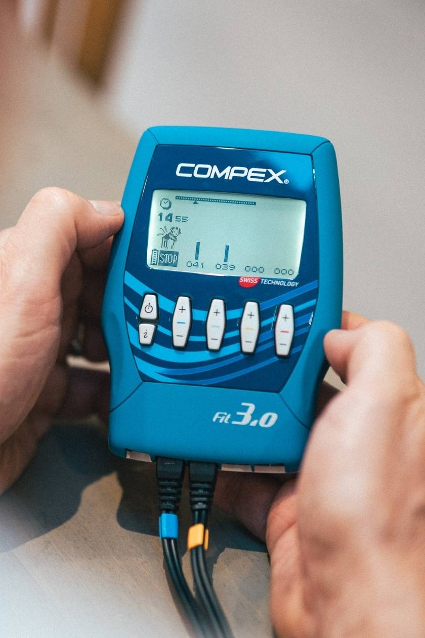 compex-fit-3-0-lectrostimulateur-musculaire-avec-tens image 2