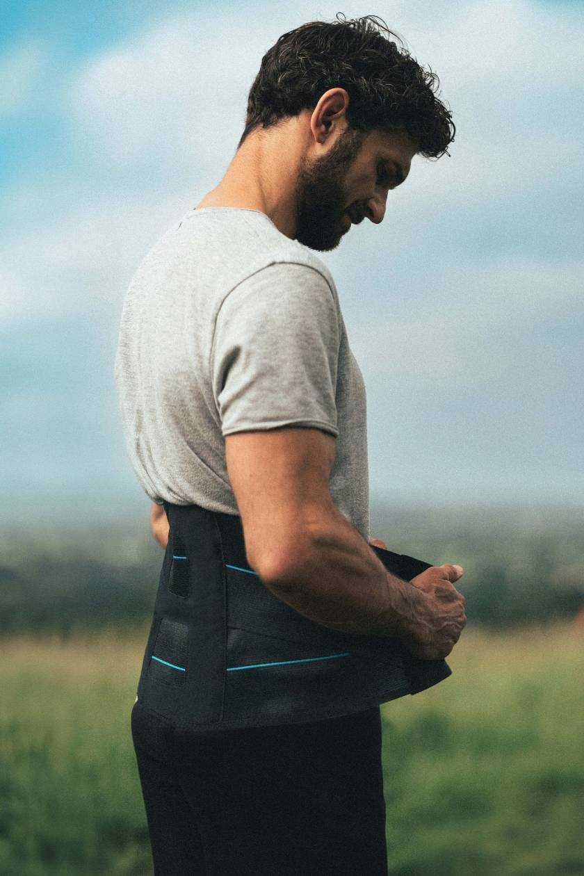compex-pack-mal-de-dos-bundle-avec-ceinture-dorsale-activ-back image 6