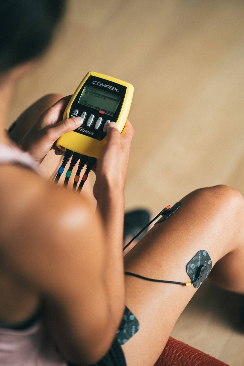 compex-fitness-lectrostimulateur-musculaire-filaire-avec-tens image 2